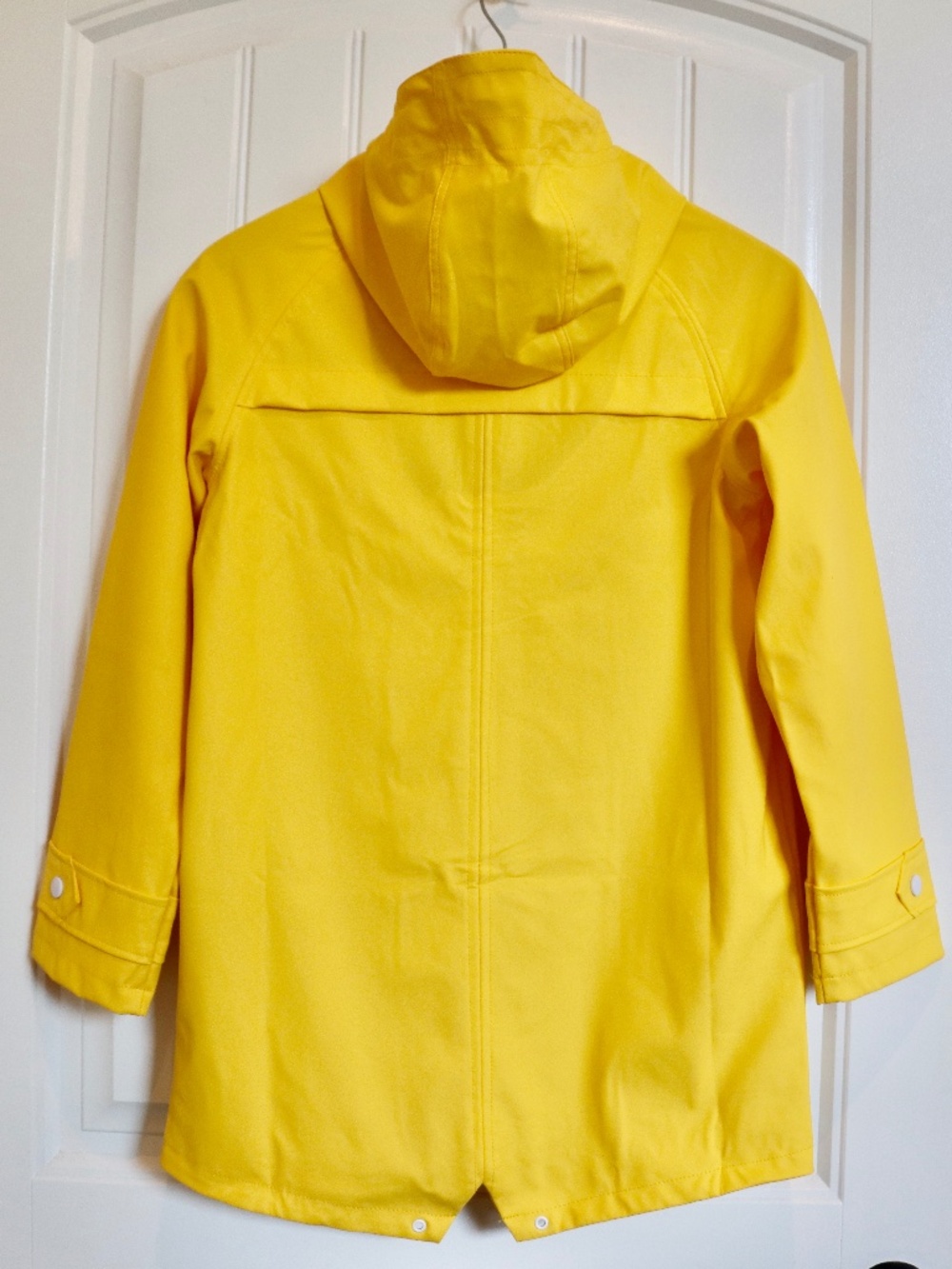 Girls Yellow Waterproof Hooded Raincoat w/ Pink Floral Lining SZ 11/12 Coraline - Picture 2 of 13